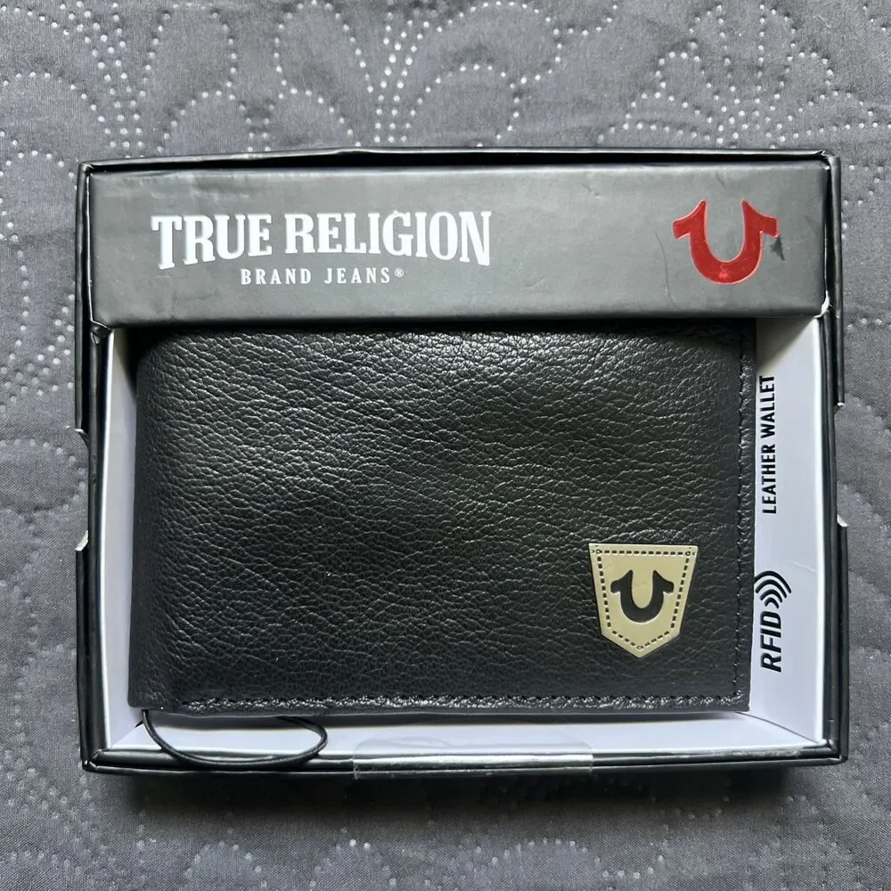 True Religion Genuine Leather Black Bifold Logo Wallet Card Holder RFID NWT Gift